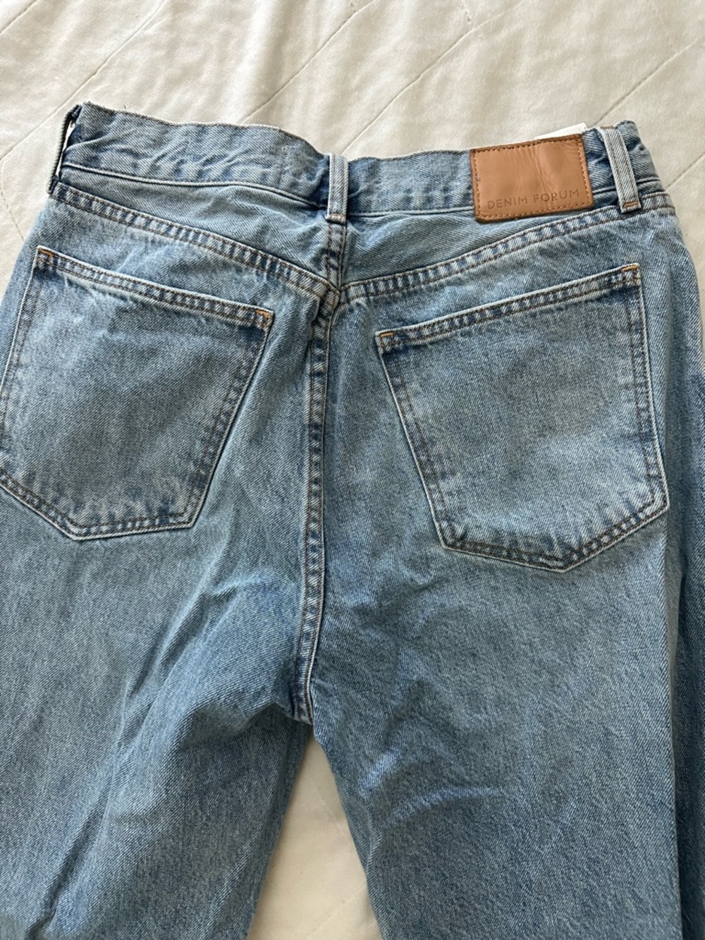 Aritzia Denim Forum The Farrah Light Blue Hi-Rise Wide Jeans - Picture 4 of 5